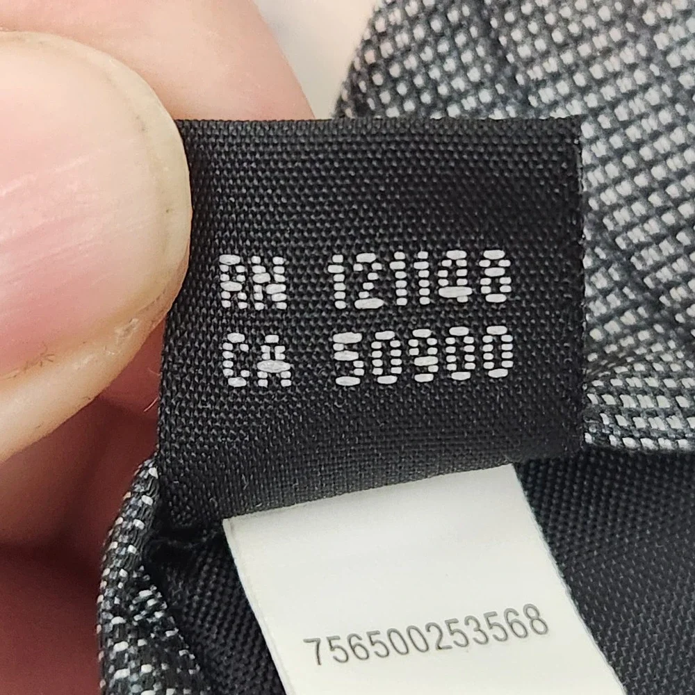 NWT Van Heusen Gray on Gray Striped Men's Tie‎ One Size